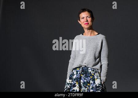 Edimburgh, Schottland. August 2018. Die Sozialunternehmerin Hilary Cottam nimmt an einem Fotogespräch während des Edinburgh International Book Festivals Teil Stockfoto