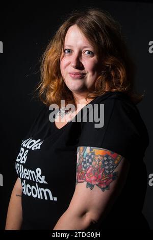 Edimburgh, Schottland. 19. August 2018. Claire Askew, schottische Lyrikerin, Romanautorin und Gemeindepädagogin, nimmt während des Edinburgh Internation an einer Fotozelle Teil Stockfoto