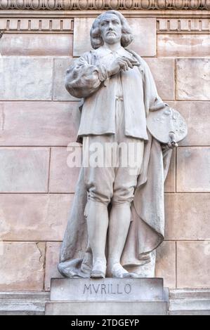 Skulptur des Malers Murillo auf der Plaza del Triunfo oder dem Triumphplatz Stockfoto