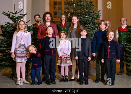 Zu Königin Silvia kamen alle ihre Enkel: Von links: Prinzessin Leonore, Prinz Julian, Prinz Alexander, Prinzessin Adrienne, Prinzessin Estelle, P Stockfoto