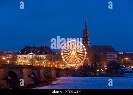 Weihnachtsmarkt an der Hauptstraße, vom Hauptbahnhof über die Prager Straße, den Striezelmarkt, den Neumarkt bis zur Hauptstraße in Stockfoto