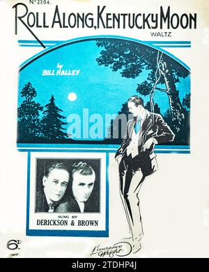 Cover von Roll Along, Kentucky Moon, einem Walzer von Bill Halley, veröffentlicht von Lawrence Wright Music Company, London, Price Sixpence net. Das bebilderte Design zeigt einen Mann, der sich an einen Baum unter einem mondbeleuchteten Himmel lehnt und an südländische romantische Bilder erinnert. Inset Portrait zeigt Derickson & Brown, der das Lied sang. Dieses Notenblatt, das in den 1930er Jahren veröffentlicht wurde, spiegelt die transatlantische Populärkultur und die Vogue für amerikanische Lieder im britischen Musikverlag wider. Stockfoto