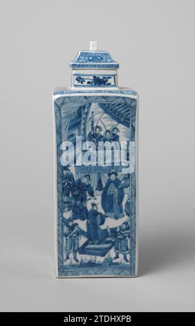 Quadratische Flasche mit erzählenden Szenen von Kriegern in einem Landschape, anonym, um 1675 - ca. 1699 Porzellanflasche quadratischer Flasche, in Unterlaze blau gemalt. Auf dem Deckel mit Hakenkreuzmuster mit Kartusche mit Glückssymbol (Fischen). Auf dem quadratischen Deckelknopf steht das Zeichen „fú“, Glück. Blau Weiß. Porzellan. Glasur. Kobalt-(Mineral-)Malerei / Glasur Porzellanflasche quadratische Flasche, in Unterlaze blau lackiert. Auf dem Deckel mit Hakenkreuzmuster mit Kartusche mit Glückssymbol (Fischen). Auf dem quadratischen Deckelknopf steht das Zeichen „fú“, Glück. Blau Weiß. China Stockfoto