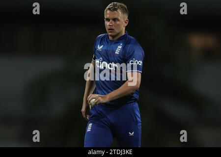 Sam Curran aus England während des dritten CG United One Day International Matches zwischen West Indies und England im Kensington Oval, Bridgetown am Samstag, den 9. Dezember 2023. (Foto: Mark Fletcher | MI News) Stockfoto