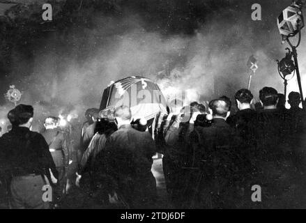 11/23/1939. Transfer der Überreste von José Antonio. Quelle: Album/Archivo ABC Stockfoto