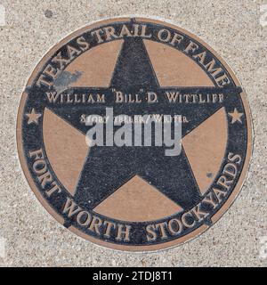 Fort Worth, Texas – 4. November 2023: der texas Trail of Fame ehrt William Bill d. Wittlife mit einem Schild auf Walk of Fame in Fort Worth Stockyards. Stockfoto