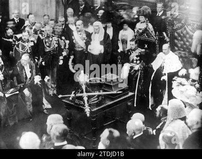 10/31/1909. Der König von Portugal in London. Empfang von SMD Manuel II. (X) in der Gildenhalle durch den Oberbürgermeister, der zu seiner Linken erscheint. Quelle: Album/Archivo ABC/Charles Trampus Stockfoto