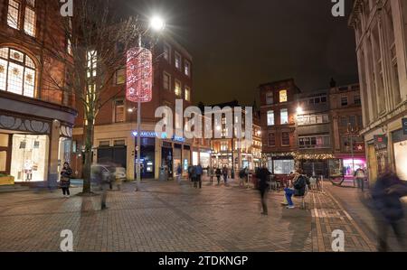 Stadtzentrum von Nottingham bei Nacht Stockfoto