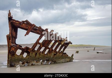 Wrack of the Peter Iredale im Fort Stevens State Park in Oregon, USA Stockfoto