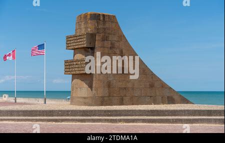 Gedenkstätte am Strand von Omaha, einer der fünf Gebiete der alliierten Invasion in das von Deutschland besetzte Frankreich während der Landung in der Normandie am 6. Juni 1944. Das ist es Stockfoto