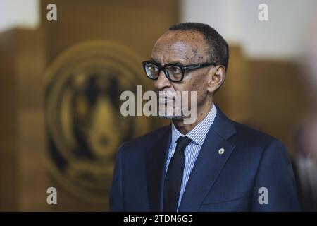 Paul Kagame, Praesident von Ruanda, aufgenommen im Rahmen eines gemeinsamen Treffens mit Annalena Baerbock nicht im Bild, Bundesaussenministerin, in Kigali, 18.12.2023. Kigali Ruanda *** Paul Kagame, Präsident Ruandas, auf einem gemeinsamen Treffen mit Annalena Baerbock, nicht abgebildet, Bundesaußenminister, in Kigali, 18 12 2023 Kigali Ruanda Copyright: XFlorianxGaertnerx Stockfoto