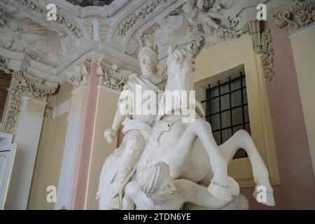 Statue König Johann III Sobieski, Schloss Wilanow, Warschau, Woiwodschaft Masowien, Polen *** Statue von König Johannes III. Sobieski, Schloss Wilanow, Warschau, Woiwodschaft Mazowien, Polen Stockfoto