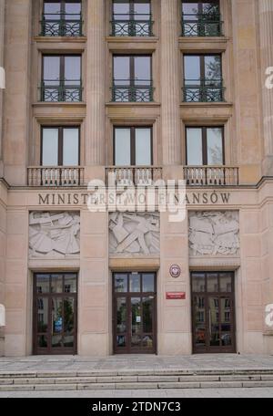 Finanzministerium - Ministerwo Finansow, Swietokrzyska, Warschau, Woiwodschaft Masowien, Polen *** Finanzministerium Ministerstwo Finansow, Swietokrzyska, Warschau, Woiwodschaft Mazowieckie, Polen Stockfoto