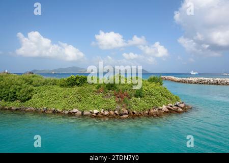 Hafen von La Digue Island, Seychellen, Indischer Ozean Stockfoto