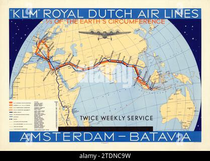 KLM Royal Dutch Airlines Amsterdam-Batavia Weekly Service 1934 - Poster der Fluggesellschaft mit einer Weltkarte. Stockfoto