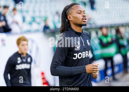 Wolfsburg, Deutschland. Dezember 2023. firo : 09.12.2023, Fußball, 1. Liga, 1. Bundesliga, Saison 2023/2024, VfL Wolfsburg - SC Freiburg Jordy Makengo (SC Freiburg) Halbzahl, Credit: dpa/Alamy Live News Stockfoto