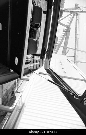 Crane Sparne aus Figee, Figee, 30-11-1989, Whizgle News aus der Vergangenheit, zugeschnitten auf die Zukunft. Erkunden Sie historische Geschichten, das Image der niederländischen Agentur aus einer modernen Perspektive, die die Lücke zwischen den Ereignissen von gestern und den Erkenntnissen von morgen überbrückt. Eine zeitlose Reise, die die Geschichten prägt, die unsere Zukunft prägen Stockfoto