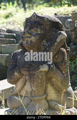 Die Ruine des Gambar-Feuchttempels. Der Gambar Wetan Tempel wurde während des Majapahit-Königreichs nach der Herrschaft von Hayam Wuruk errichtet Stockfoto