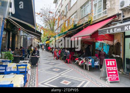 Kadikoy Bezirk Markt und Geschäfte im Winter Stockfoto