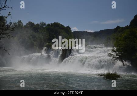 Große Wasserfälle im „Krka-Nationalpark“ Stockfoto