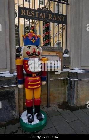 Dresden, Deutschland - 29. November 2023 - das 1765 erbaute Coselpalais gehört zu den bekanntesten Barockbauten Dresdens. Stockfoto