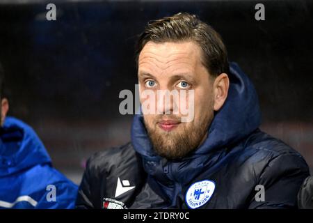 SPAKENBURG - Spakenburg Trainer Chris de Graaf vor der 2. Runde des KNVB Cups zwischen SV Spakenburg (am) und Excelsior Rotterdam im Sportpark de Westmaat am 19. Dezember 2023 in Spakenburg, Niederlande. ANP GERRIT VAN KÖLN Stockfoto