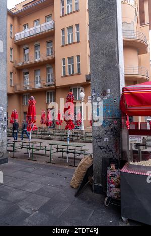 Venus, einer der Planeten von „neun Ansichten“ (Devet pogleda), ein verstecktes Sonnensystem im Maßstab 1:680 000 000 in Zagreb Kroatien; Kunstwerk von Davor Preis Stockfoto
