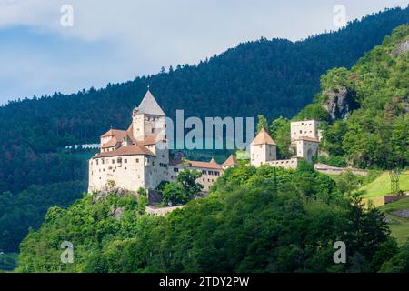 Waidbruck (Ponte Gröden): Schloss Trostburg in Südtirol, Trentino-Südtirol, Italien Stockfoto