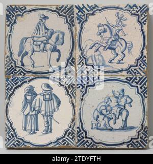 Feld von vier Fliesen mit Menschen und ihren Aktivitäten, Anonym, ca. 1620 - ca. 1640 Feld von vier Fliesen (2 x 2) mit jeweils einem blau bemalten Mann, Frau oder mehreren Figuren, die in alle Arten von Aktivitäten in einem Kreis mit gewelltem Rand eingetaucht sind. In den Ecken, Mäander Ornament. Niederlande Steingut. Blechglasur Majolika-Feld mit vier Fliesen (2 x 2) mit jeweils einem blau bemalten Mann, einer Frau oder mehreren Figuren, die in allen möglichen Aktivitäten innerhalb eines Kreises mit gewellter Kante eingetaucht sind. In den Ecken, Mäander Ornament. Niederlande Steingut. Verzinnte Majolika Stockfoto