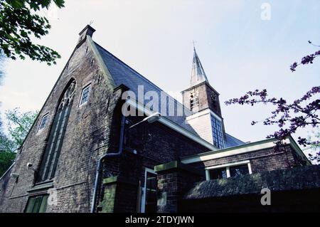 Pest- en Dolhuys, Haarlem [Schotersingel 2], Haarlem, Schotersingel, Niederlande, 25-04-1999, Whizgle News aus der Vergangenheit, zugeschnitten auf die Zukunft. Erkunden Sie historische Geschichten, das Image der niederländischen Agentur aus einer modernen Perspektive, die die Lücke zwischen den Ereignissen von gestern und den Erkenntnissen von morgen überbrückt. Eine zeitlose Reise, die die Geschichten prägt, die unsere Zukunft prägen. Stockfoto