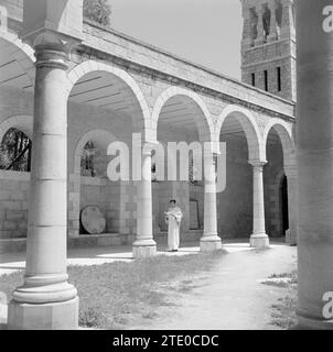 Mönch im Kloster der Ecole biblique et archéologique francaise de Jérusalem (EBAF) CA. 1950-1955 Stockfoto