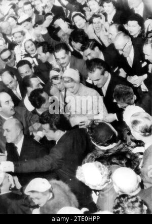 Monaco, 18.04.1956. Hochzeit zwischen Rainier III. Von Monaco und Grace Kelly. Auf dem Bild, auf der Party, die sie im Palast nach der standesamtlichen Hochzeit angeboten haben. Quelle: Album/Archivo ABC Stockfoto