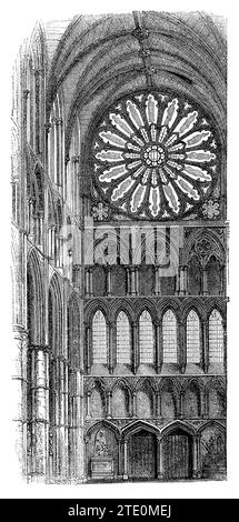 Vintage 1854 Gravur des runden Fensters am nördlichen Ende des Querschiffs in Westminster Abbey, London. Stockfoto