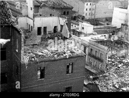 01/31/1937. Linker Flügel der Kleinen Schwestern des armen Gebäudes in Argüelles mit dem älteren Schlafsaal. Das Gebäude wurde von der deutsch-italienischen Luftfahrt bombardiert. Foto: Llomar. Quelle: Album / Archivo ABC / Llomar Stockfoto