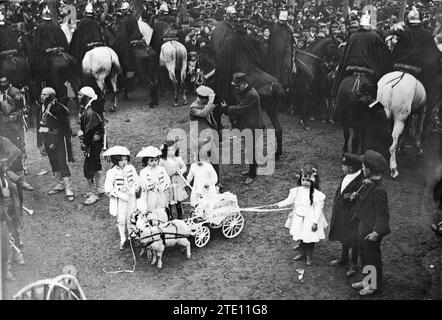 02/04/1913. Aschenmittwoch in Madrid. Die Sardenbeerdigung fand gestern Nachmittag auf der Corregidor-Wiese statt. - Foto Duke. Quelle: Album / Archivo ABC / Julio Duque Stockfoto