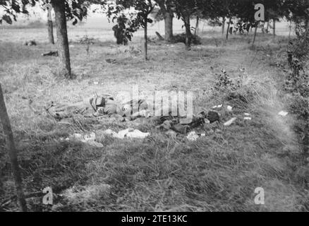 08/31/1914. Auf dem Schlachtfeld. Leichen deutscher Soldaten wurden in einem der Punkte der ausgedehnten Linie gefunden, an denen die Schlacht an der Marne ausgetragen wurde. Quelle: Album / Archivo ABC / M. Branger Stockfoto