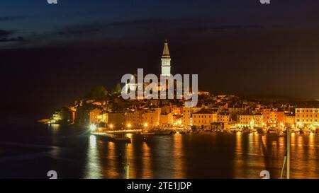 Rovinj kurz nach Sonnenuntergang Stockfoto