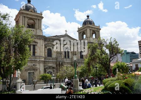 Die Kathedrale Basilika unserer Lieben Frau des Friedens auf der Plaza Murillo. La Paz, Bolivien. Stockfoto