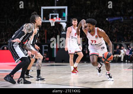 Bologna, Lombardei, Italien. Dezember 2023. 77 SHAQUIELLE MCKISSIC von Olympiacos Piräus während der Euroleague, Runde 15, Spiel zwischen Virtus Segafredo Bologna und Olympiacos Piräus in der Virtus Segafredo Arena am 19. Dezember 2023 in Bologna, Italien. (Kreditbild: © Stefanos Kyriazis/ZUMA Press Wire) NUR REDAKTIONELLE VERWENDUNG! Nicht für kommerzielle ZWECKE! Stockfoto