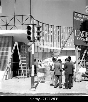 12/31/1957. Eintritt zu den Arbeiten der U-Bahn-Station Nuevos Ministerios. Quelle: Album / Archivo ABC / Teodoro Naranjo Domínguez Stockfoto