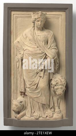 Cybele, nach einem Modell für ein Hochhilfswerk im Amsterdamer Rathaus (heute Königspalast) am Dam-Platz, Artus Quellinus (I) (Werkstatt), c. 1653 - c. 1664 Sie steht frontal auf einem vorstehenden Boden für einen gerahmten, flachen Hintergrund am rechten Bein und mit dem linken Bogen. Sie hält den Stadtschlüssel und eine Trompete in der linken Hand und hat die rechte in die Seite gelegt, mit der Handfläche nach außen. Auf den üppigen welligen Haaren trägt sie die urbane Krone; über einem fein gefalteten, von den Füßen abhängigen unteren Kleid ein geräumiger Mantel, der sich oben verändert hat und ein Hermelinfutter sichtbar macht. Dieser Mantel, der sie bedeckt Stockfoto