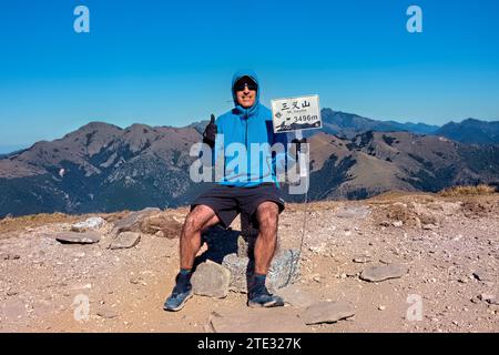 Auf dem Gipfel des Mt. Sancha, Jiaming Lake Trail, Taitung, Taiwan Stockfoto