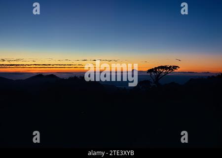 Sonnenaufgang auf dem Jiaming Lake Trail, Taitung, Taiwan Stockfoto