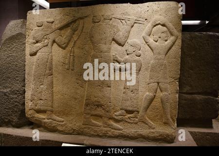 Alte Schnitzerei im Museum der anatolischen Zivilisationen, Ankara Stadt, Turkiye Stockfoto