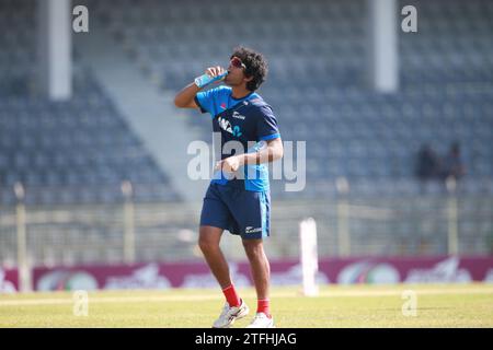 Rachin Ravindra, neuseeländischer Pace-Bowler, während des dritten Bangladesch-neuseeländischen Testtages im Sylhet International Cricket Stadium in Lakkatura, Banglad Stockfoto