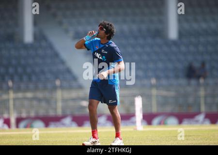 Rachin Ravindra, neuseeländischer Pace-Bowler, während des dritten Bangladesch-neuseeländischen Testtages im Sylhet International Cricket Stadium in Lakkatura, Banglad Stockfoto