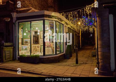 Weihnachtsdekoration am Abend in der Pateley Bridge. North Yorkshire.UK Stockfoto