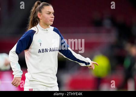 Amsterdam, Niederlande. Dezember 2023. AMSTERDAM, NIEDERLANDE - 20. DEZEMBER: Romée Leuchter vom AFC Ajax während des Spiels der UEFA Women's Champions League zwischen dem AFC Ajax und dem FC Bayern München in der Johan Cruijff Arena am 20. Dezember 2023 in Amsterdam. (Foto von Patrick Goosen/Orange Pictures) Credit: Orange Pics BV/Alamy Live News Stockfoto