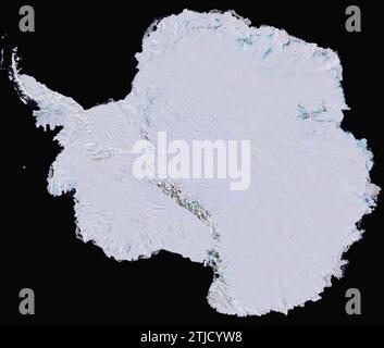 Antarktis. Erstes hochauflösendes, dreidimensionales, farbiges Bild/Karte der Antarktis aus über 1100 Bildern des Landsat 7-Satelliten. Um dieses Landsat-Bildmosaik der Antarktis (LIMA) zu erstellen, kombinierten wissenschaftliche Visualisierer Landsat 7-Szenen (zwischen 1999 und 2001 aufgenommen), ein digitales Höhenmodell und Felddaten. Es dauerte Jahre, bis die ganze Sache zusammengenäht wurde, um sie 2007 zu veröffentlichen. LIMA zeigt auch den Pine Island Glacier Crdedit: NASA/USGS Stockfoto