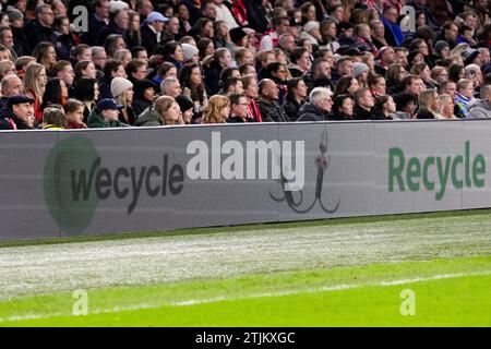 Amsterdam, Niederlande. Dezember 2023. AMSTERDAM, NIEDERLANDE - 20. DEZEMBER: Wecycle während des Spiels der UEFA Women's Champions League zwischen AFC Ajax und FC Bayern München in der Johan Cruijff Arena am 20. Dezember 2023 in Amsterdam. (Foto von Patrick Goosen/Orange Pictures) Credit: Orange Pics BV/Alamy Live News Stockfoto